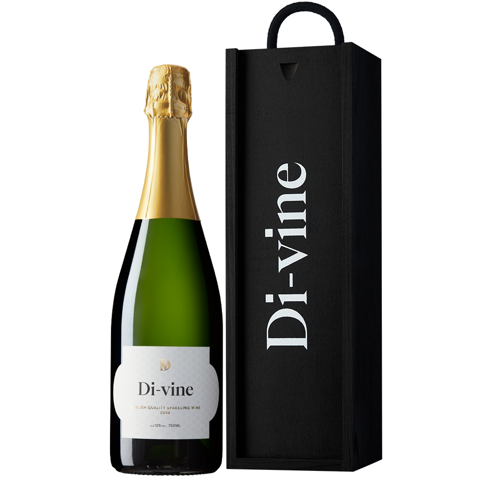 Di-vine 2019 English Sparkling Wine in a single wooden gift box