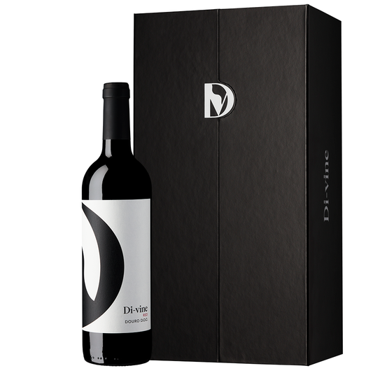 Di-vine red wine in a single bottle elevator box